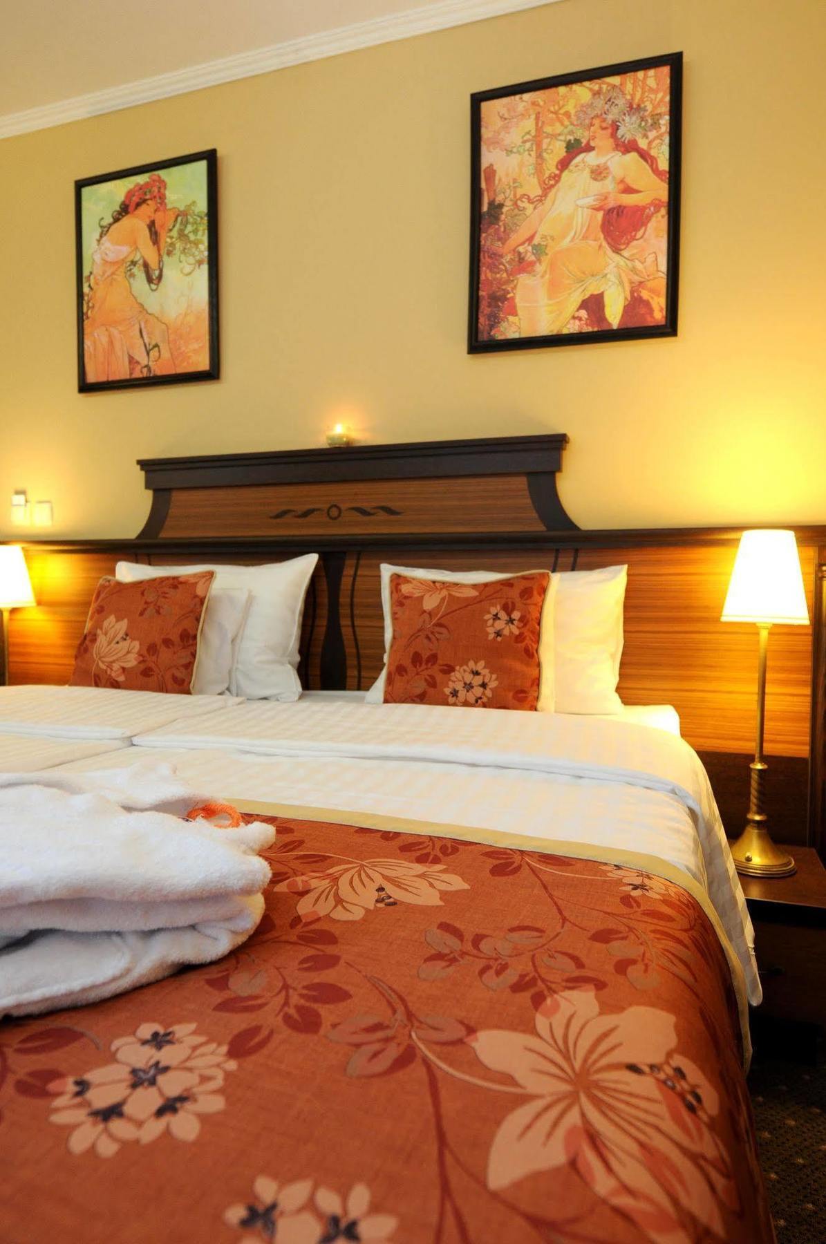 Residencia Baron 4*